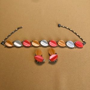 Vintage Lisner Clip-on earrings and Necklace.